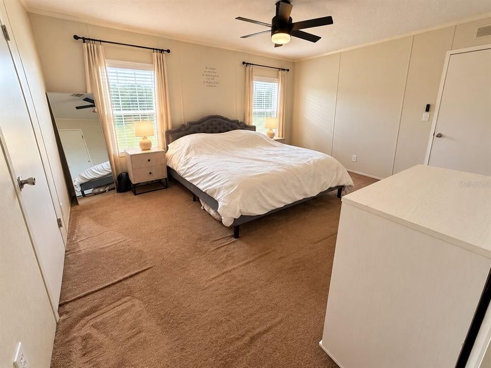 For Sale: $425,000 (4 beds, 2 baths, 1820 Square Feet)