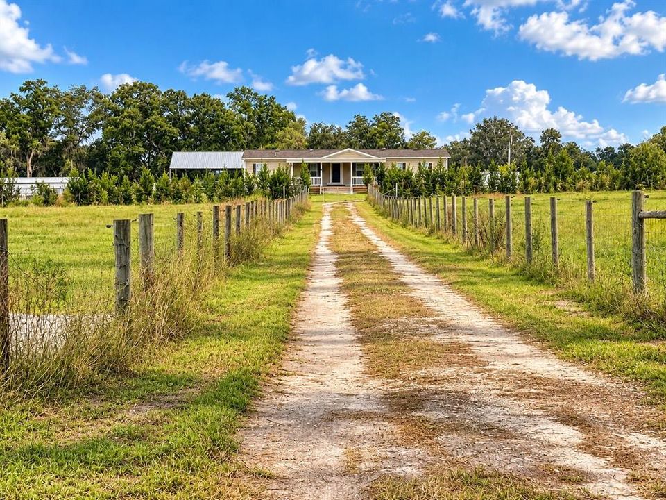 For Sale: $425,000 (4 beds, 2 baths, 1820 Square Feet)