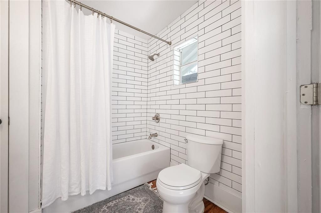 En Renta: $2,950 (2 camas, 2 baños, 1339 Pies cuadrados)