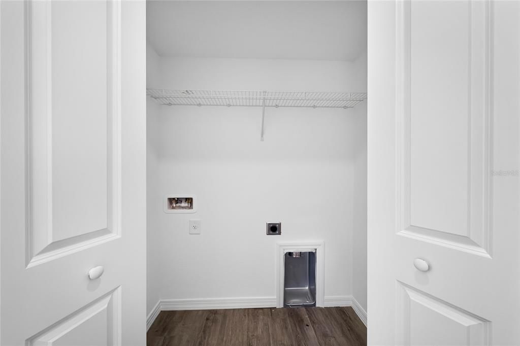 В аренду: $1,755 (3 спален, 2 ванн, 1250 Квадратных фут)