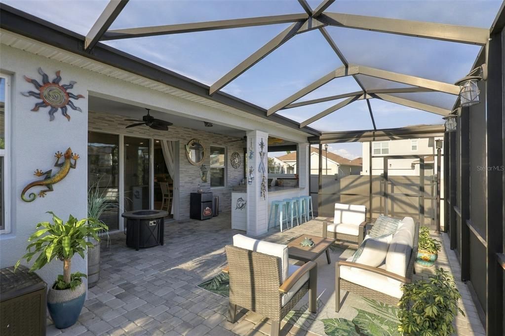 En Venta: $539,000 (3 camas, 2 baños, 2057 Pies cuadrados)