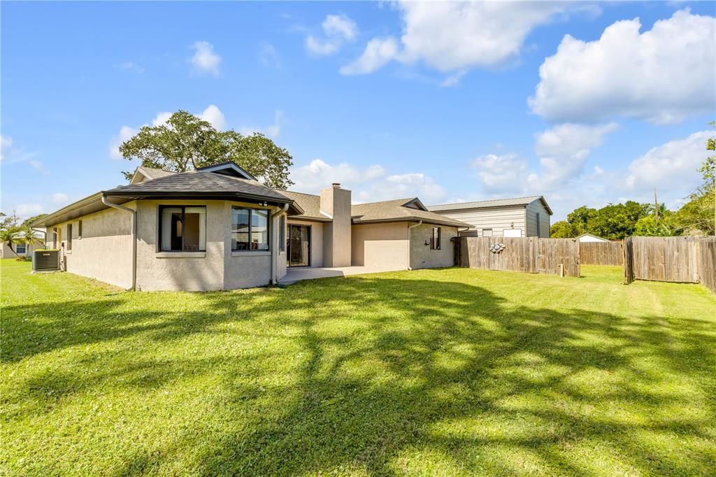 En Venta: $385,000 (4 camas, 2 baños, 1973 Pies cuadrados)
