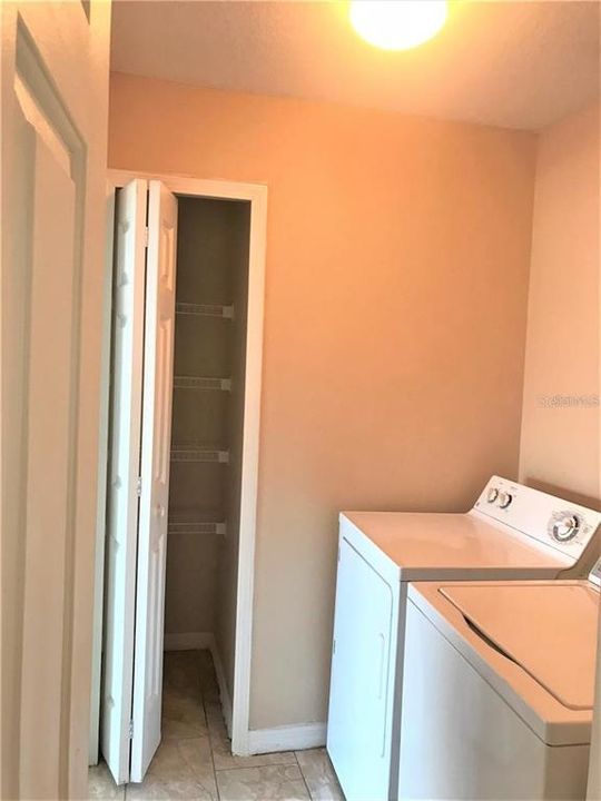 В аренду: $2,100 (4 спален, 2 ванн, 1544 Квадратных фут)