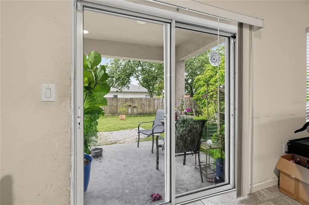 For Sale: $293,000 (4 beds, 2 baths, 1918 Square Feet)
