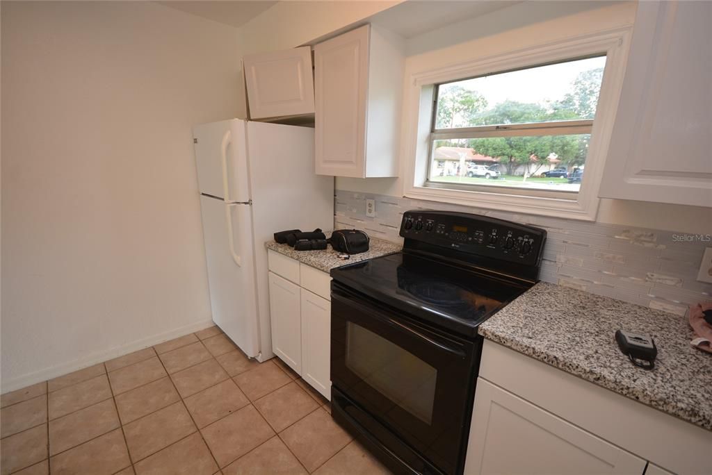 For Rent: $2,250 (2 beds, 2 baths, 1070 Square Feet)