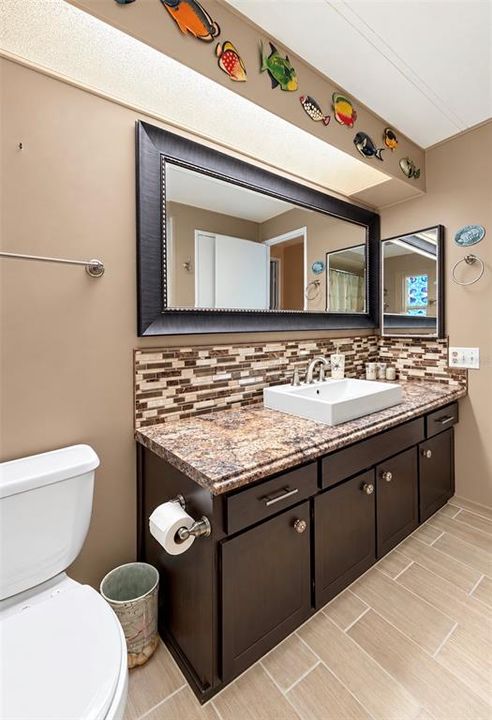 For Sale: $184,900 (2 beds, 2 baths, 1067 Square Feet)
