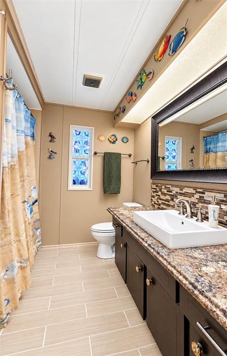 For Sale: $184,900 (2 beds, 2 baths, 1067 Square Feet)