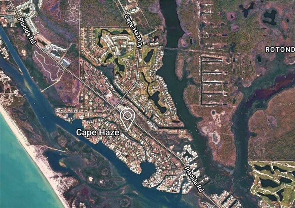 En Venta: $700,000 (0.69 acres)