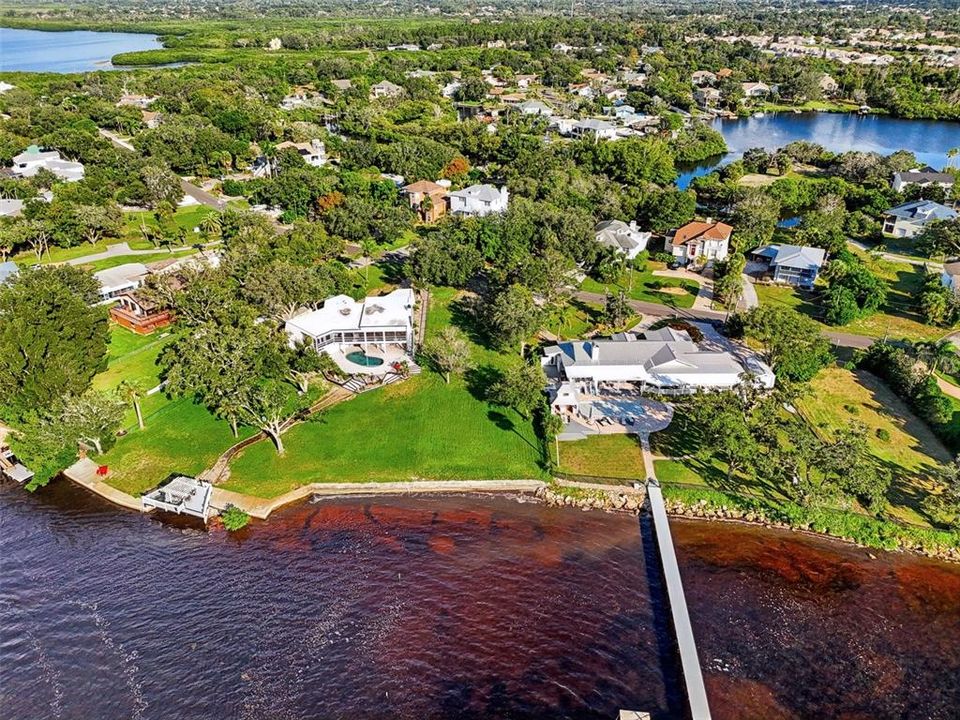 На продажу: $635,000 (0.43 acres)