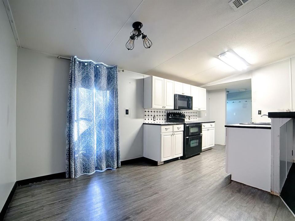En Venta: $155,000 (3 camas, 2 baños, 960 Pies cuadrados)