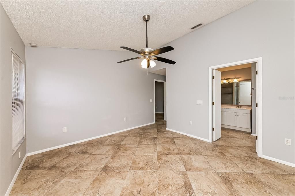 For Sale: $395,000 (3 beds, 2 baths, 1730 Square Feet)