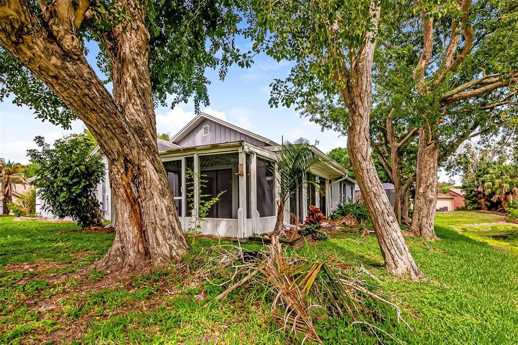 For Sale: $395,000 (3 beds, 2 baths, 1730 Square Feet)