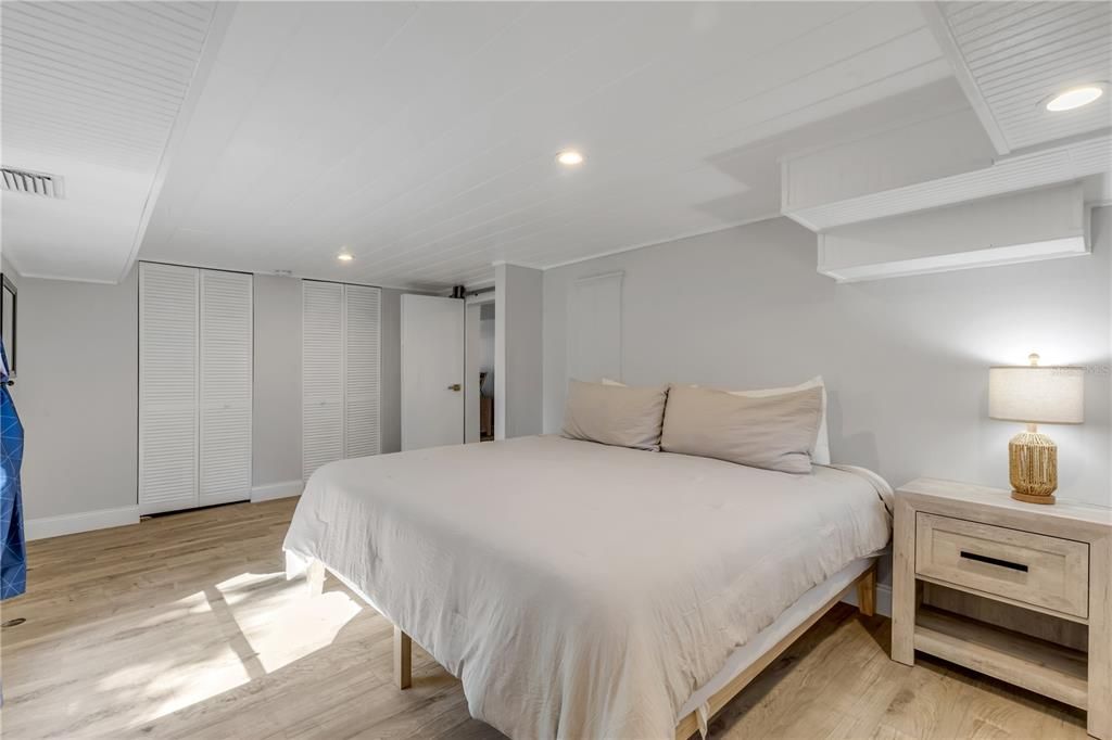 For Sale: $1,649,900 (5 beds, 3 baths, 3743 Square Feet)