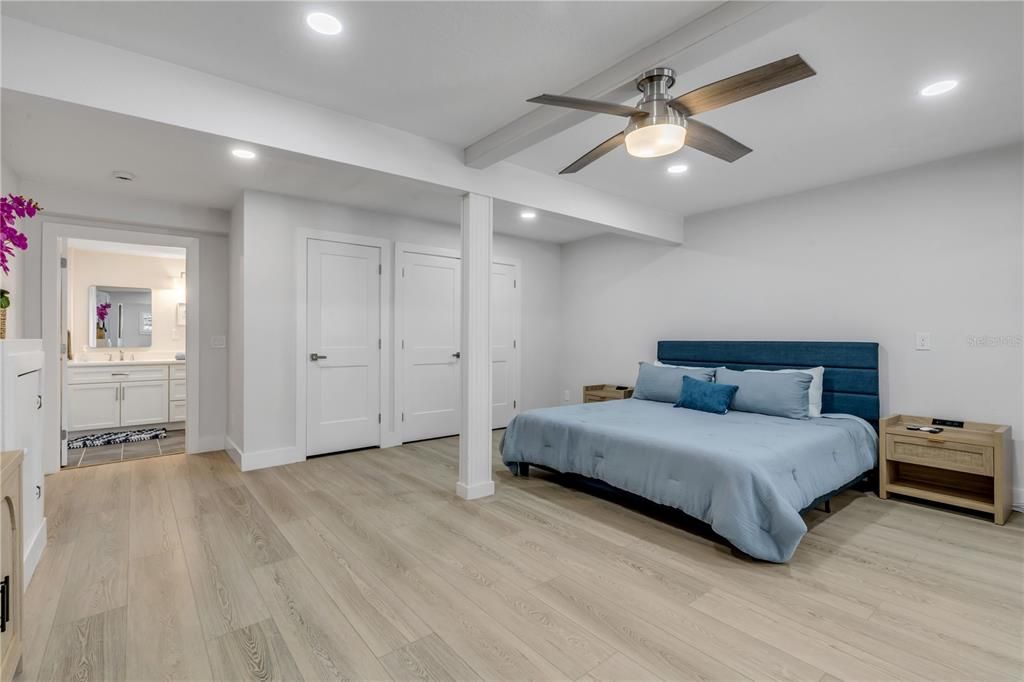 For Sale: $1,649,900 (5 beds, 3 baths, 3743 Square Feet)