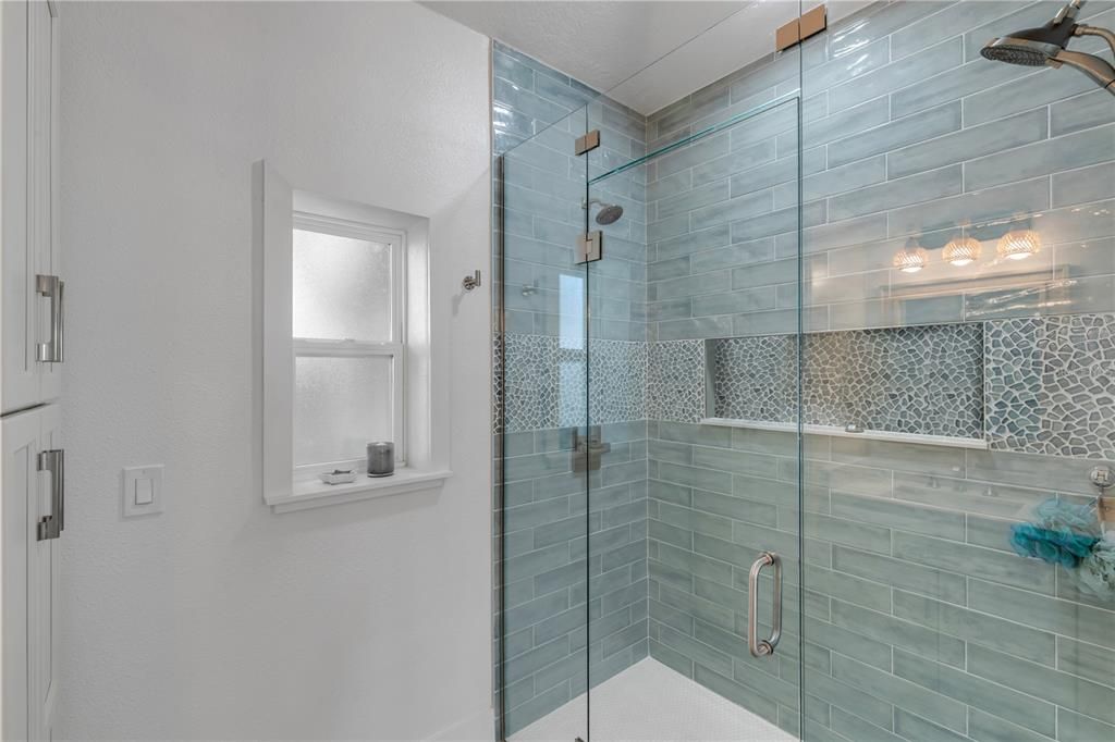 For Sale: $1,649,900 (5 beds, 3 baths, 3743 Square Feet)