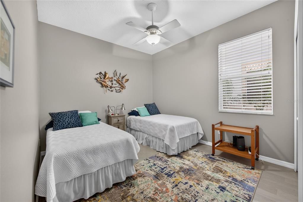 En Venta: $549,999 (4 camas, 3 baños, 2440 Pies cuadrados)