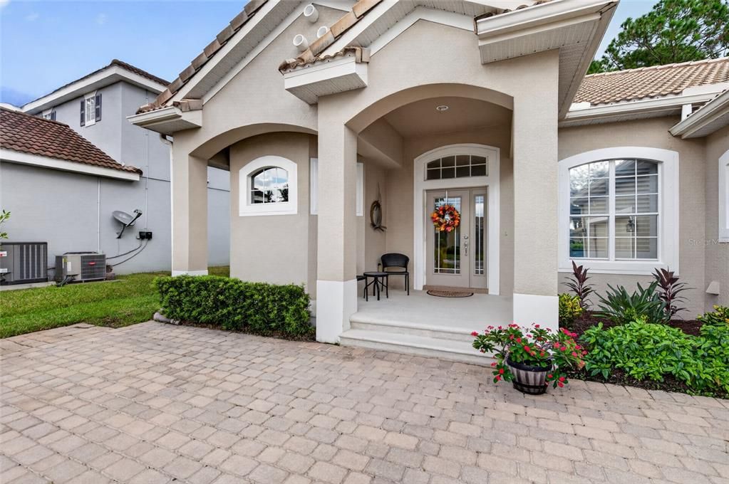 En Venta: $549,999 (4 camas, 3 baños, 2440 Pies cuadrados)