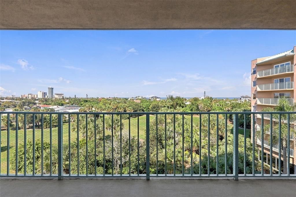 На продажу: $295,000 (2 спален, 2 ванн, 1400 Квадратных фут)