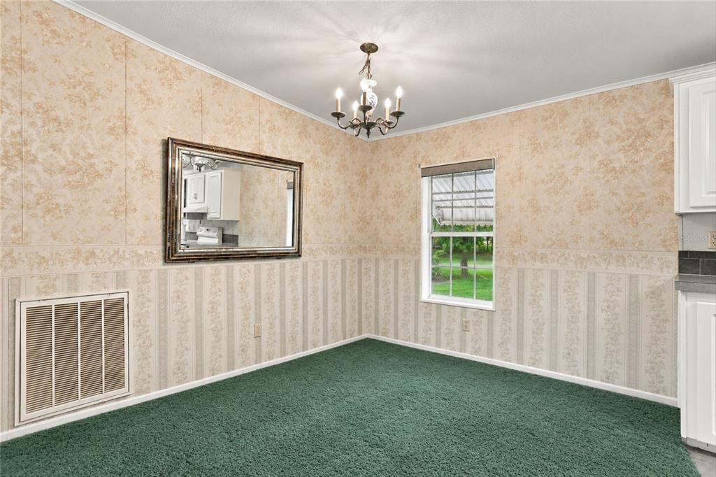 For Sale: $225,000 (3 beds, 2 baths, 1736 Square Feet)