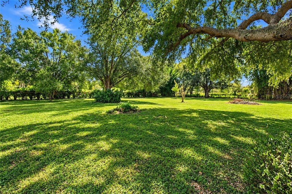 For Sale: $225,000 (3 beds, 2 baths, 1736 Square Feet)