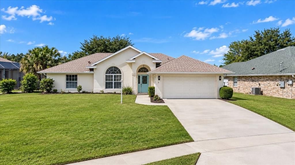For Sale: $324,900 (4 beds, 2 baths, 1617 Square Feet)