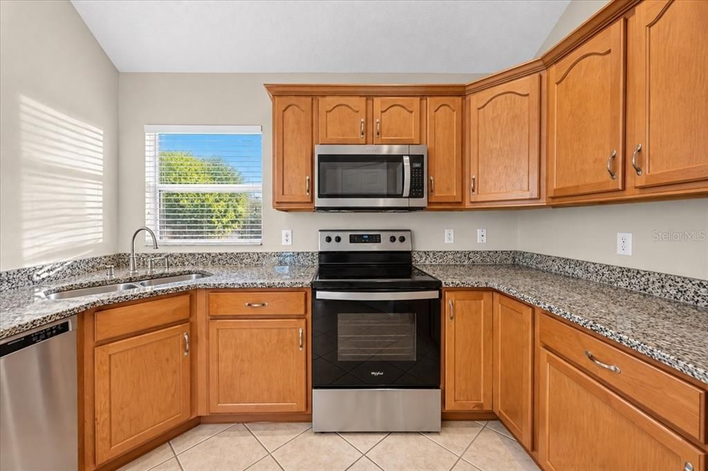 For Sale: $324,900 (4 beds, 2 baths, 1617 Square Feet)