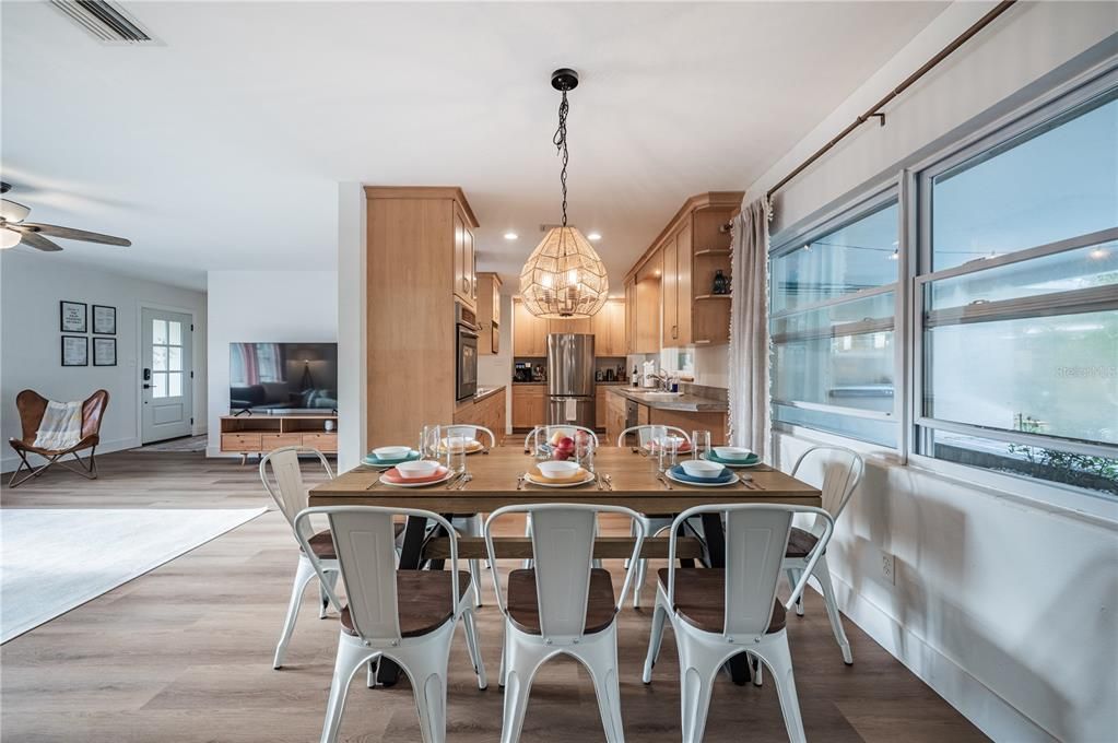 For Sale: $579,000 (4 beds, 3 baths, 1610 Square Feet)