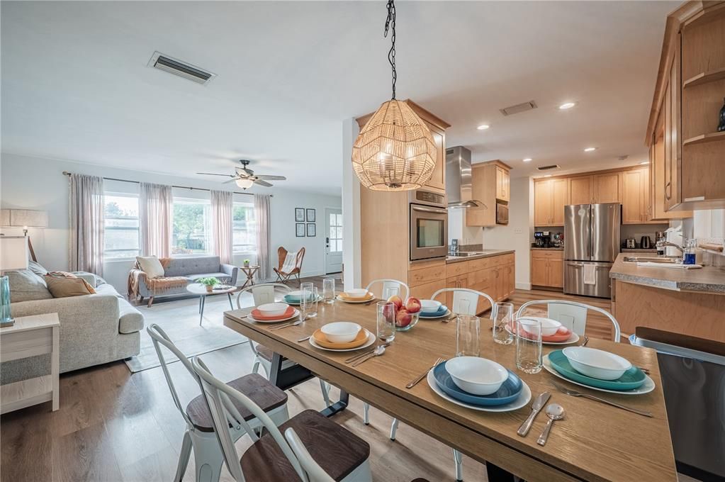 For Sale: $579,000 (4 beds, 3 baths, 1610 Square Feet)