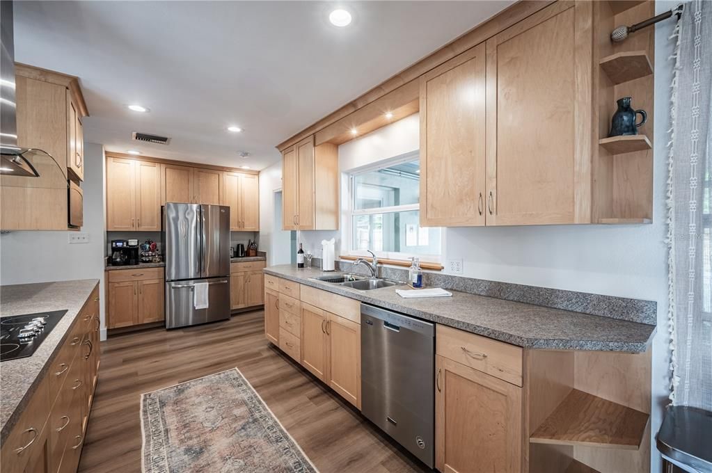 For Sale: $579,000 (4 beds, 3 baths, 1610 Square Feet)