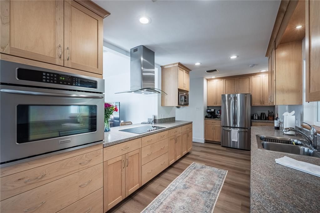 For Sale: $579,000 (4 beds, 3 baths, 1610 Square Feet)