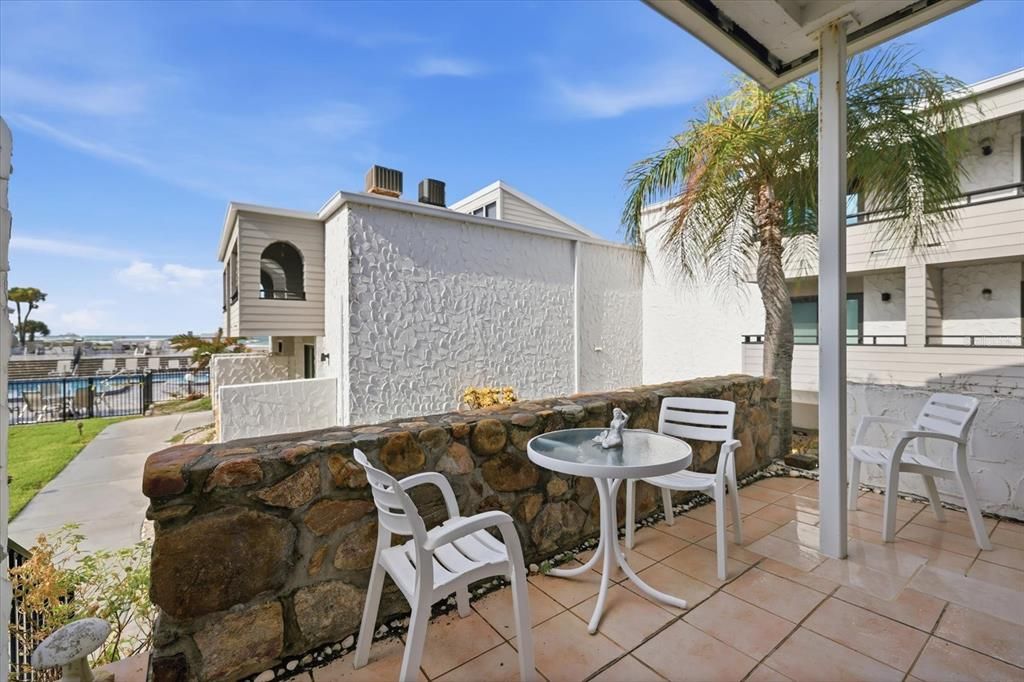 En Venta: $525,000 (2 camas, 2 baños, 934 Pies cuadrados)