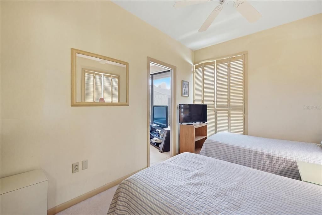 En Venta: $525,000 (2 camas, 2 baños, 934 Pies cuadrados)