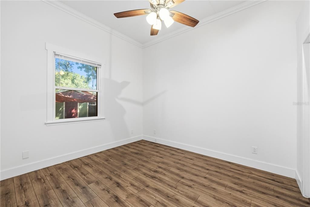 Active With Contract: $479,000 (3 beds, 2 baths, 1176 Square Feet)