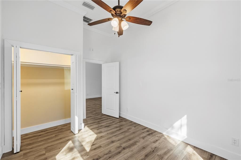 Active With Contract: $479,000 (3 beds, 2 baths, 1176 Square Feet)
