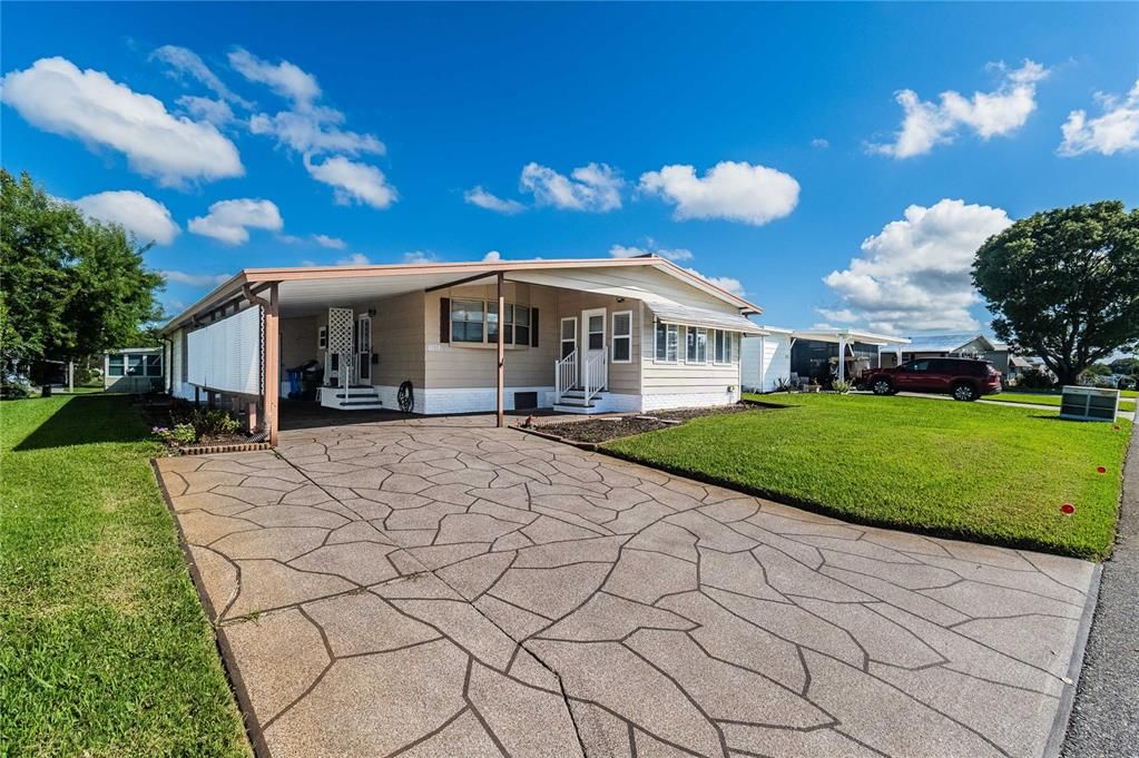 En Venta: $174,900 (2 camas, 2 baños, 1300 Pies cuadrados)