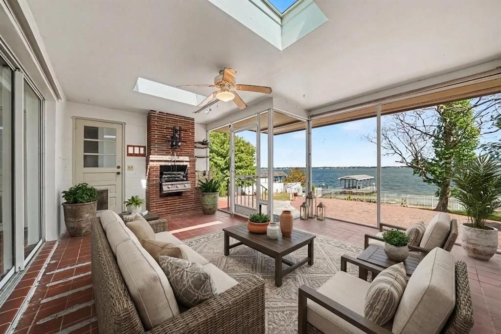 En Venta: $1,200,000 (6 camas, 3 baños, 3421 Pies cuadrados)