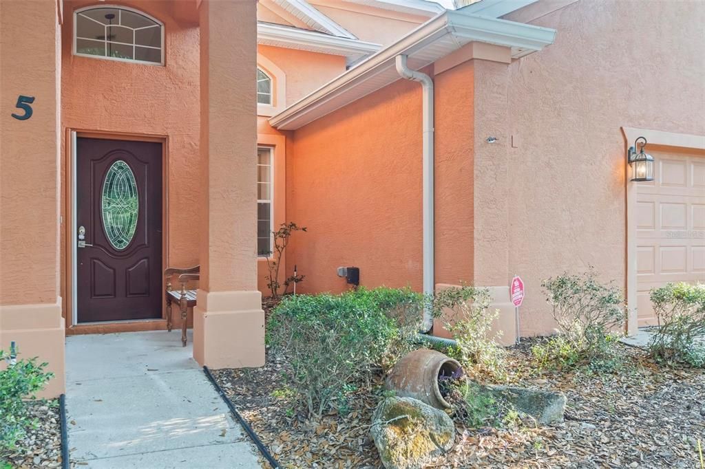For Rent: $3,000 (4 beds, 2 baths, 2427 Square Feet)