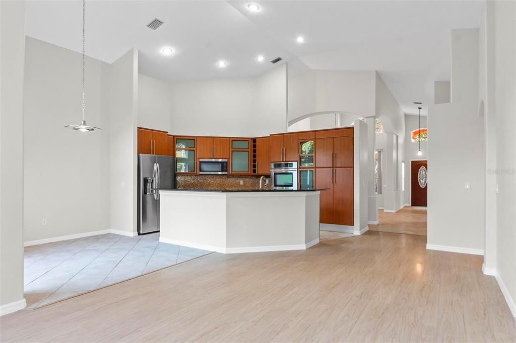 For Rent: $3,000 (4 beds, 2 baths, 2427 Square Feet)