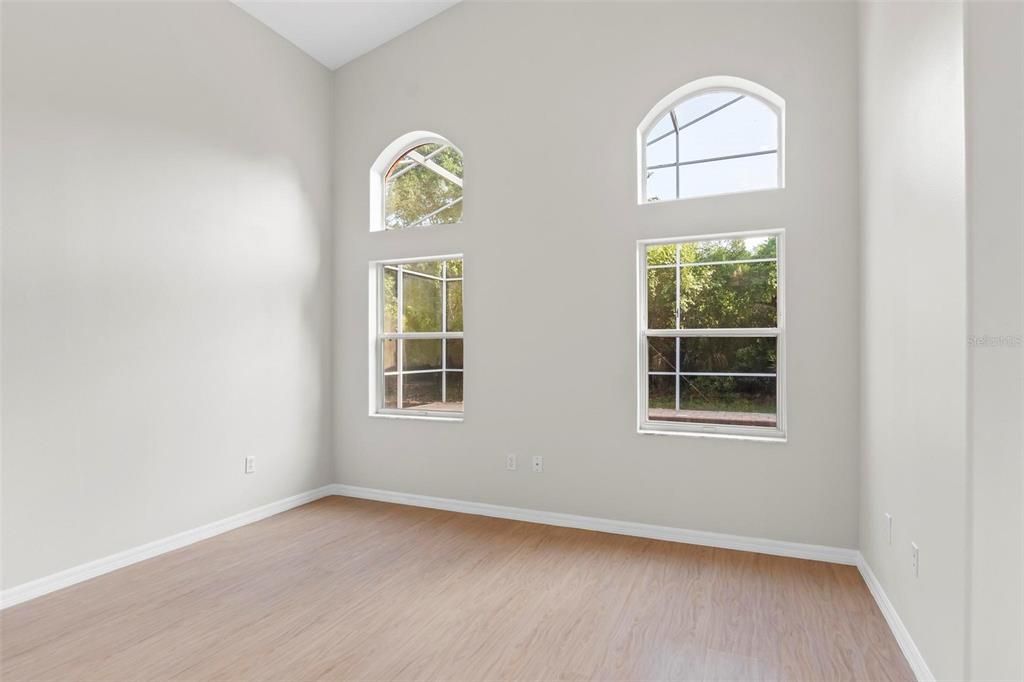 For Rent: $3,000 (4 beds, 2 baths, 2427 Square Feet)