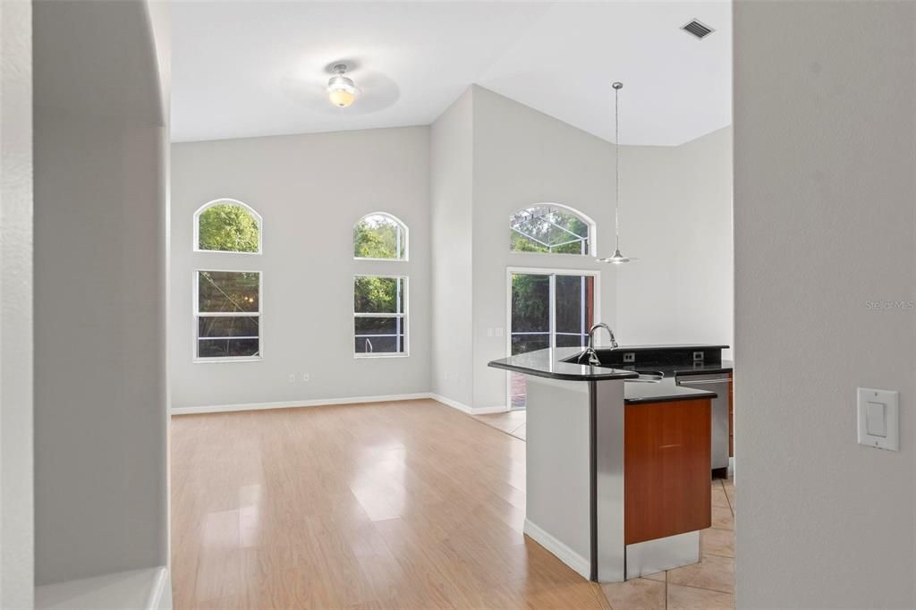 For Rent: $3,000 (4 beds, 2 baths, 2427 Square Feet)