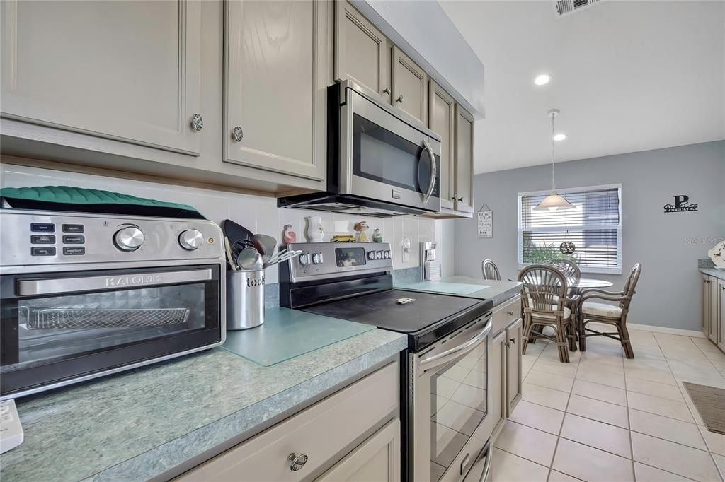 En Venta: $239,500 (3 camas, 2 baños, 1706 Pies cuadrados)