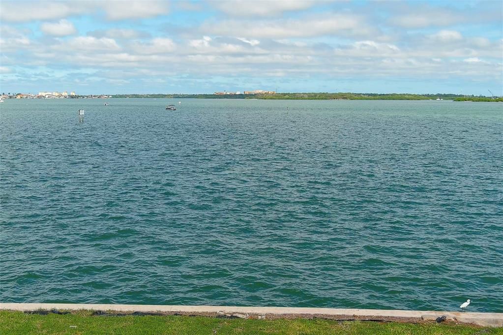 For Sale: $2,999,995 (0.37 acres)