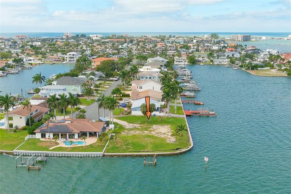For Sale: $2,999,995 (0.37 acres)