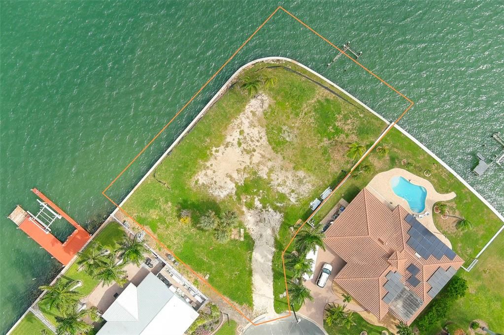 For Sale: $2,999,995 (0.37 acres)