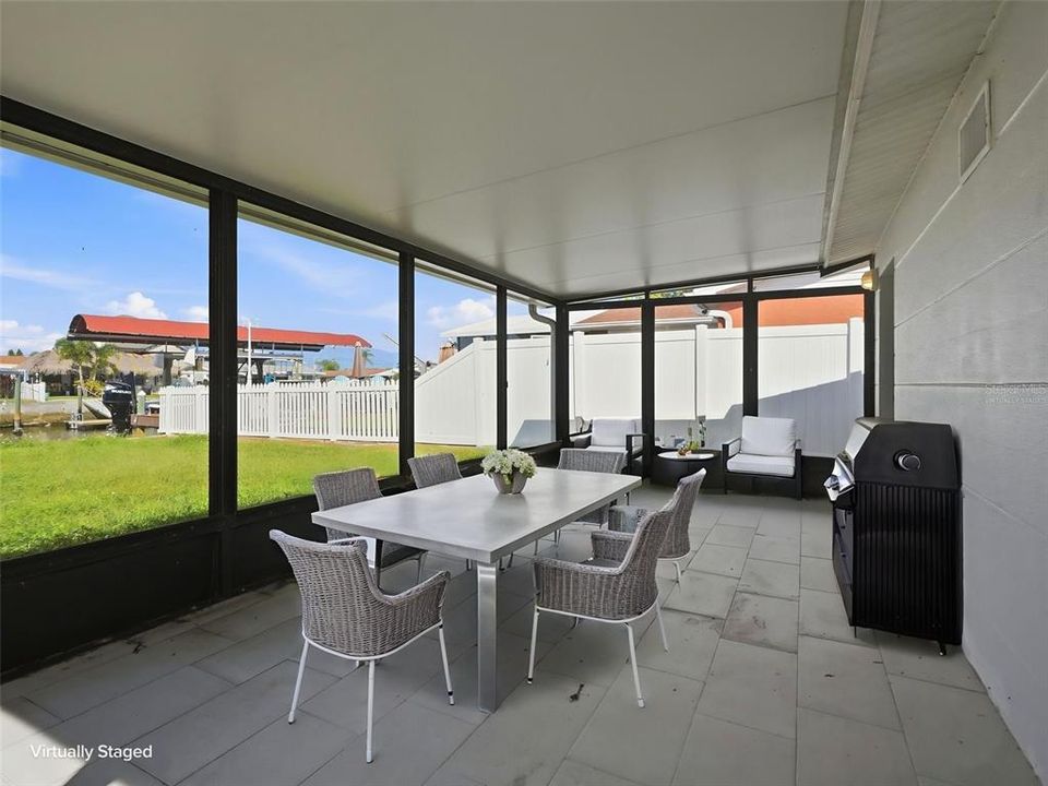 En Venta: $315,000 (2 camas, 1 baños, 864 Pies cuadrados)