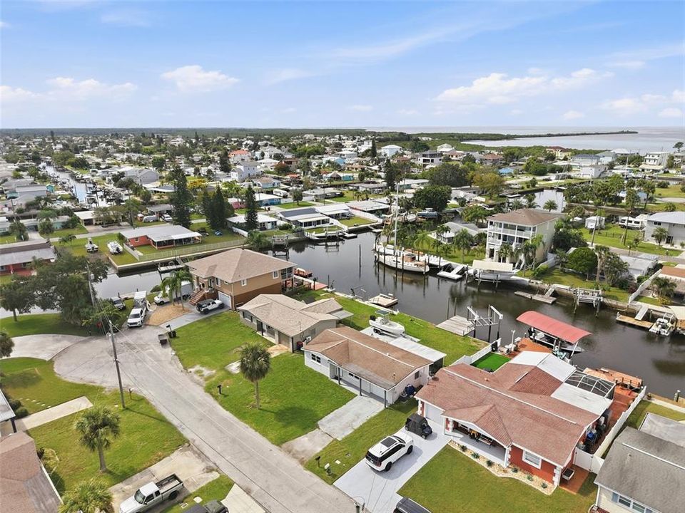 En Venta: $315,000 (2 camas, 1 baños, 864 Pies cuadrados)