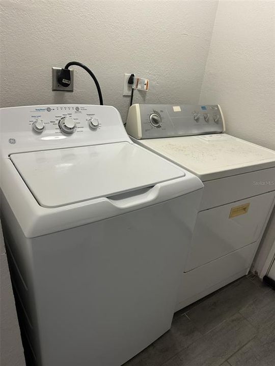 En Renta: $1,950 (3 camas, 2 baños, 1920 Pies cuadrados)