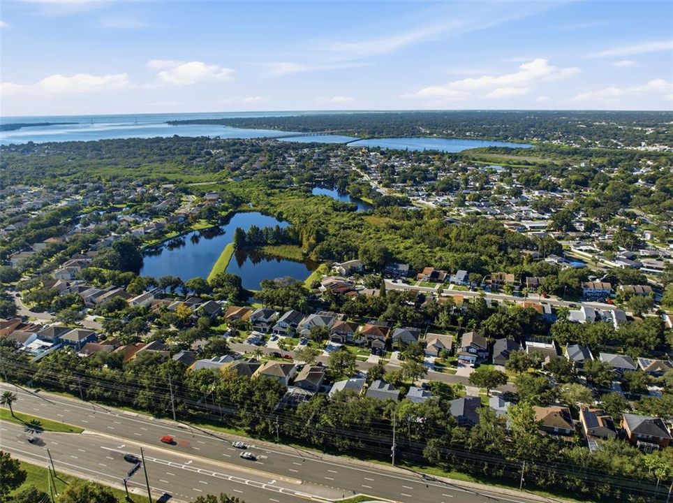 En Venta: $599,000 (4 camas, 2 baños, 2230 Pies cuadrados)