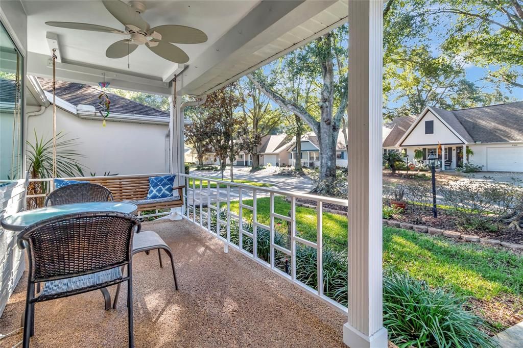 For Sale: $224,900 (2 beds, 2 baths, 1858 Square Feet)