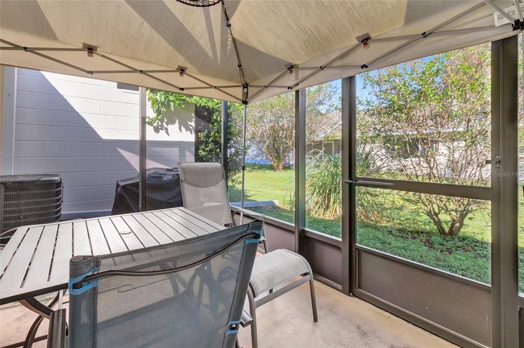 For Sale: $224,900 (2 beds, 2 baths, 1858 Square Feet)